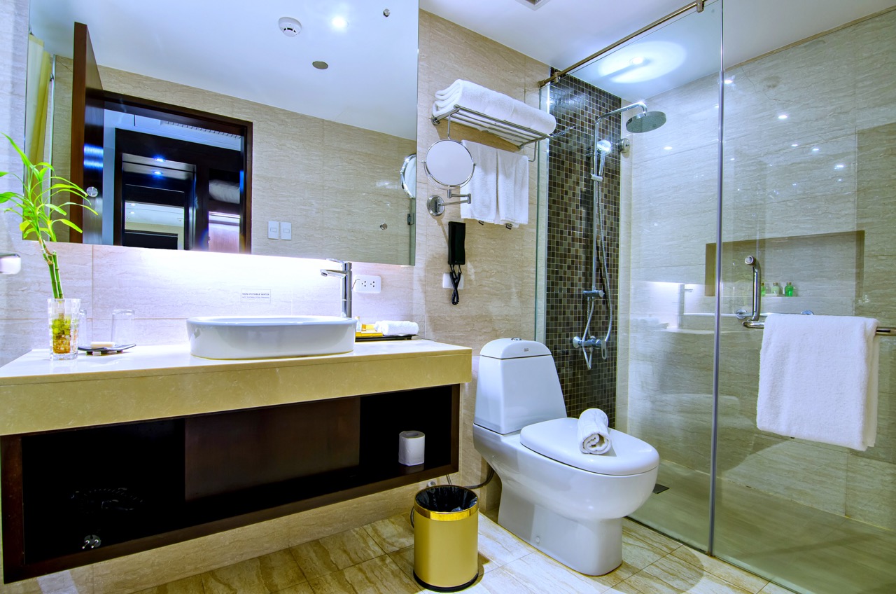 CLEANED DSC_0008 copy Large